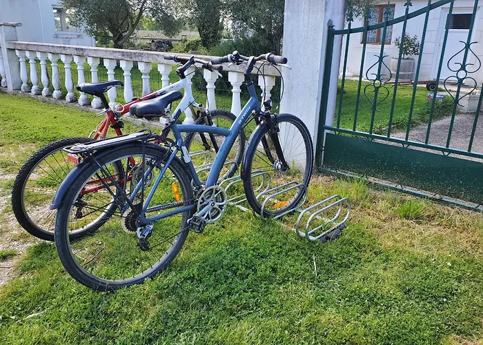 La Caleche Venkovský dům Bégadan